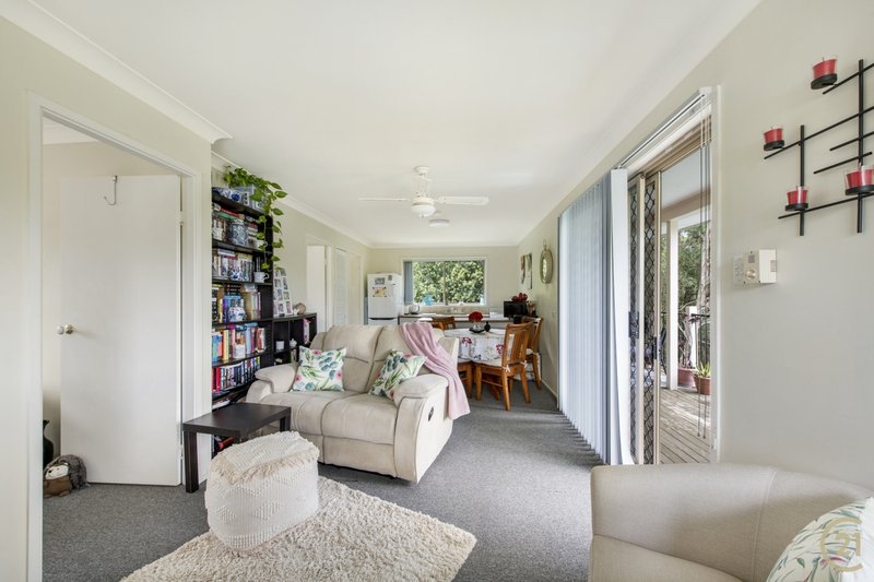 Photo - 20 Tamara Road, Erina NSW 2250 - Image 6