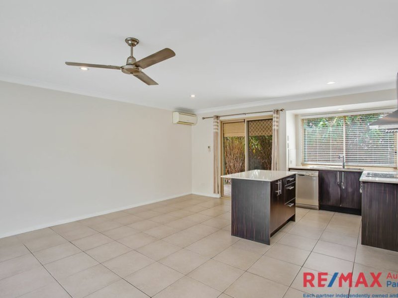 Photo - 20 Tamarind Close, Nerang QLD 4211 - Image 3