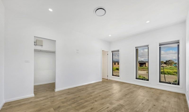 Photo - 20 Telopea Road, Craigieburn VIC 3064 - Image 4