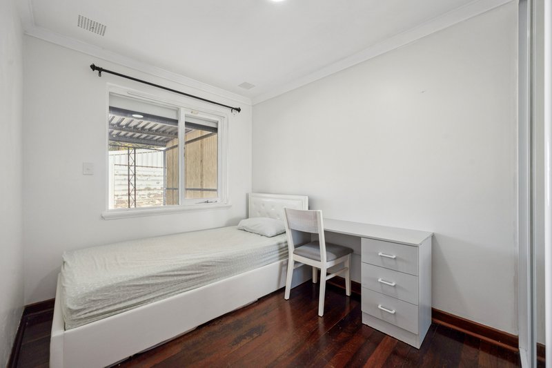 Photo - 20 Temby Street, Beckenham WA 6107 - Image 9