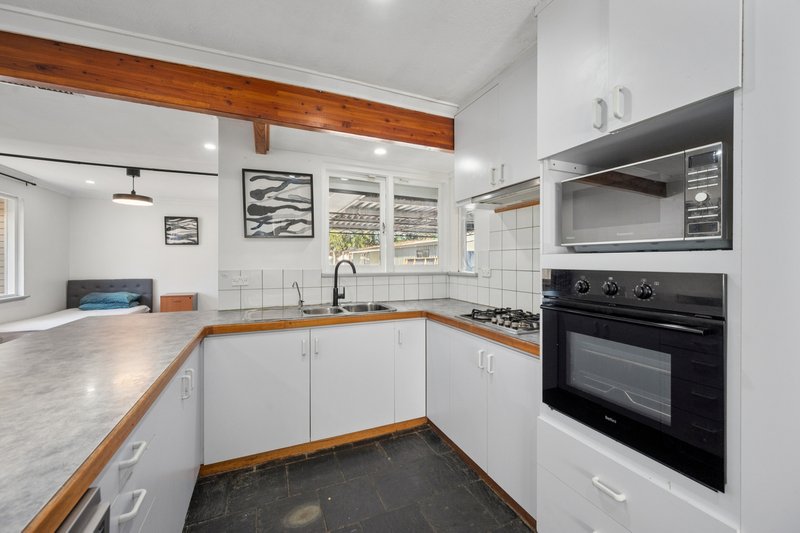 Photo - 20 Temby Street, Beckenham WA 6107 - Image 14