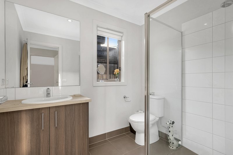 Photo - 20 Terrazzo Crescent, Doreen VIC 3754 - Image 11