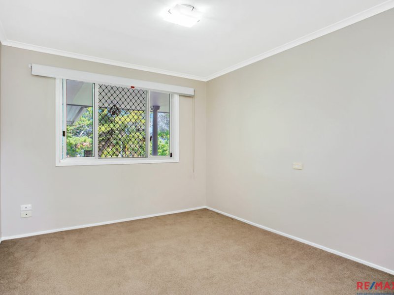 Photo - 20 The Avenue, Nerang QLD 4211 - Image 11