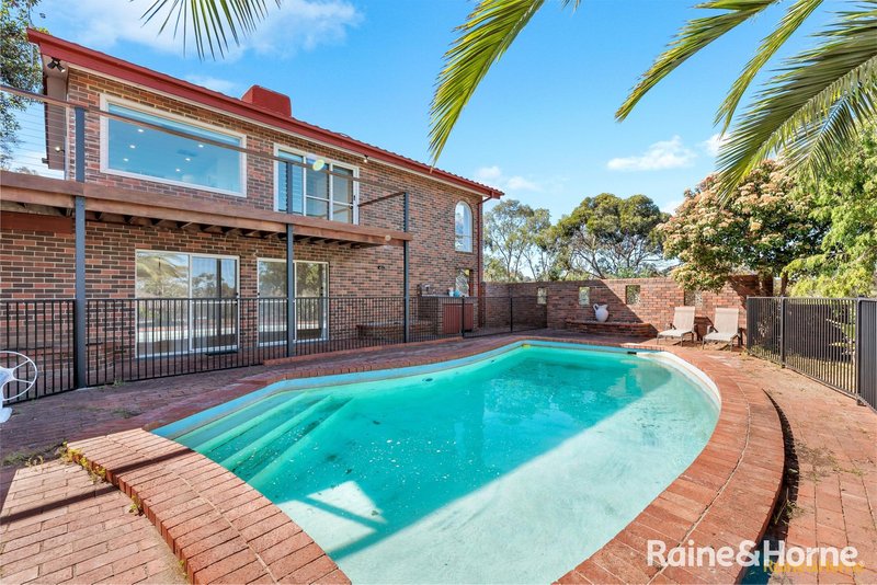 Photo - 20 The Boulevard, Bellevue Heights SA 5050 - Image 3