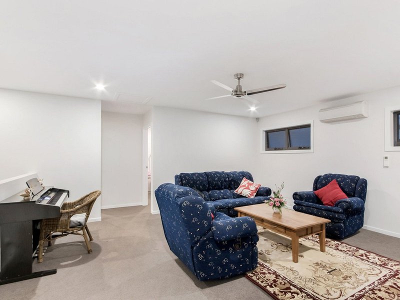 Photo - 20 Third Avenue, Labrador QLD 4215 - Image 13