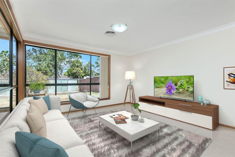 Photo - 20 Thomas Kelly Crescent, Lalor Park NSW 2147 - Image 3