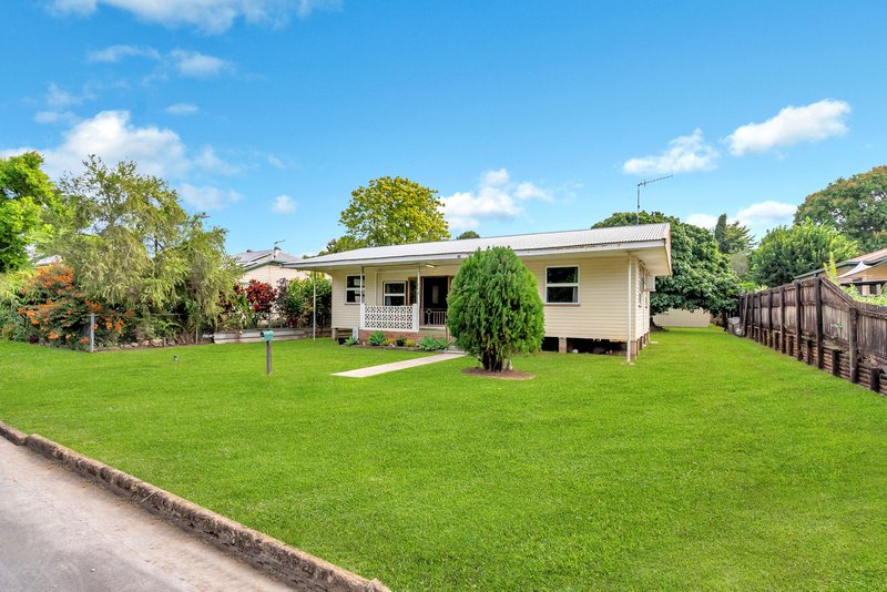 Photo - 20 Thumm Street, Gordonvale QLD 4865 - Image 2