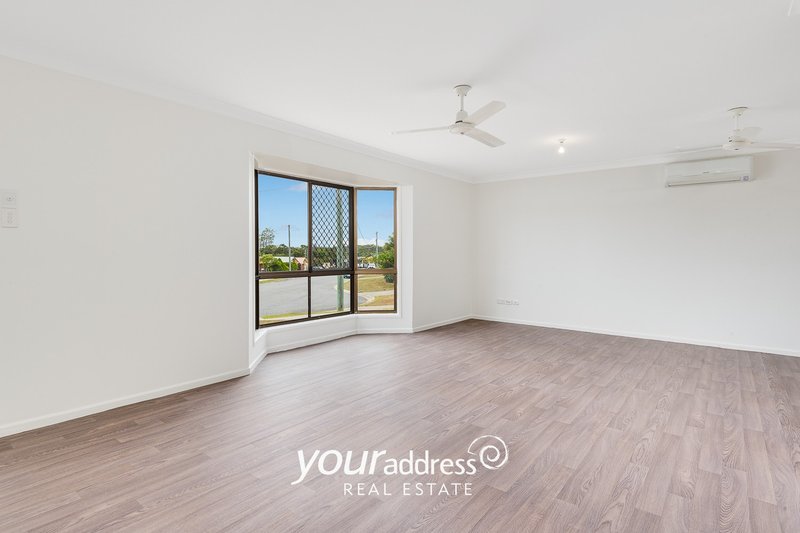 Photo - 20 Titan Court, Boronia Heights QLD 4124 - Image 4