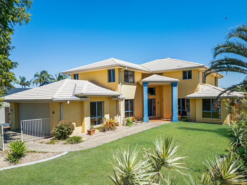 20 Topsail Circuit, Banksia Beach QLD 4507