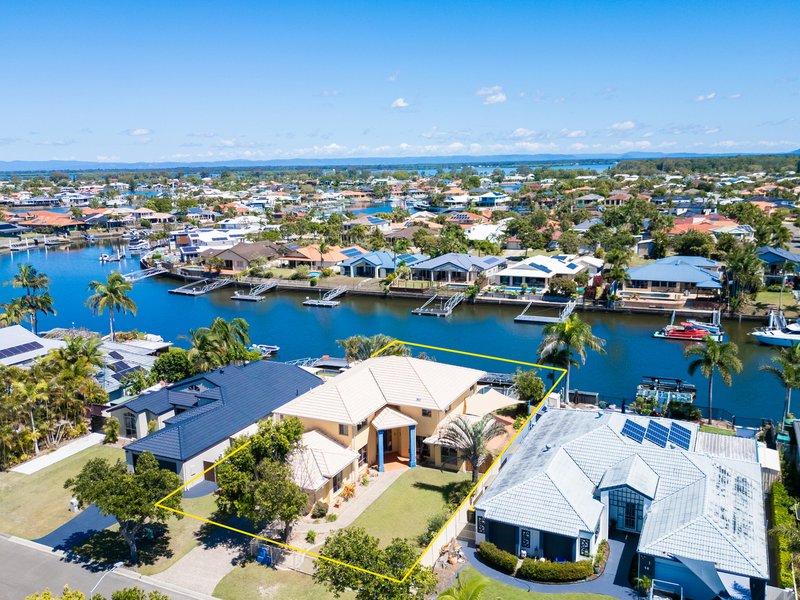 Photo - 20 Topsail Circuit, Banksia Beach QLD 4507 - Image 14