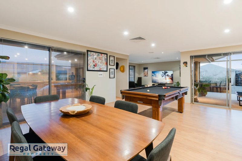 Photo - 20 Torrey Crescent, Aubin Grove WA 6164 - Image 7