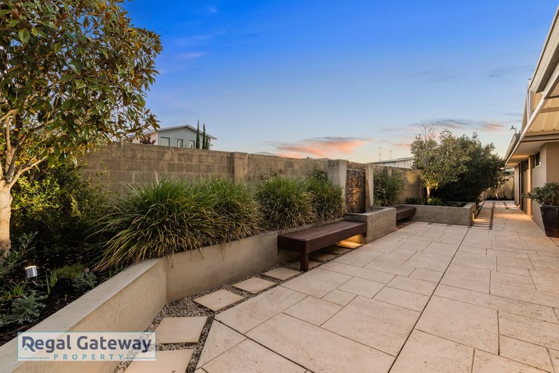 Photo - 20 Torrey Crescent, Aubin Grove WA 6164 - Image 10