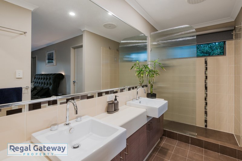 Photo - 20 Torrey Crescent, Aubin Grove WA 6164 - Image 12
