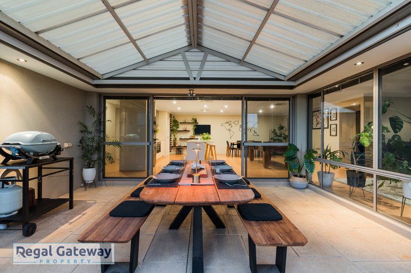 Photo - 20 Torrey Crescent, Aubin Grove WA 6164 - Image 22