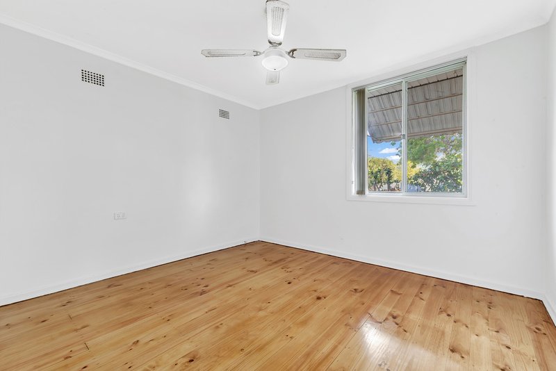 Photo - 20 Trevanna Street, Busby NSW 2168 - Image 8