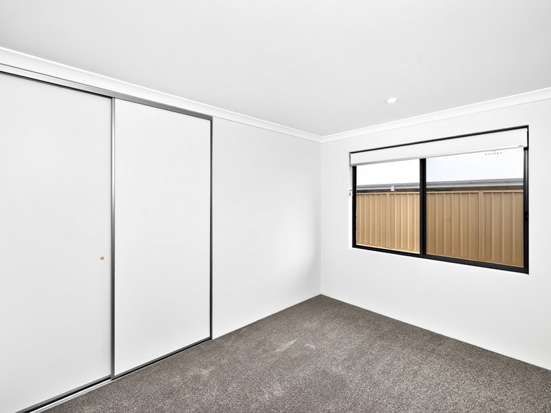 Photo - 20 Trigger Way, Two Rocks WA 6037 - Image 11