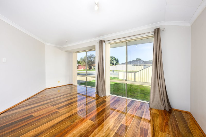 Photo - 20 Tryall Avenue, Port Kennedy WA 6172 - Image 9