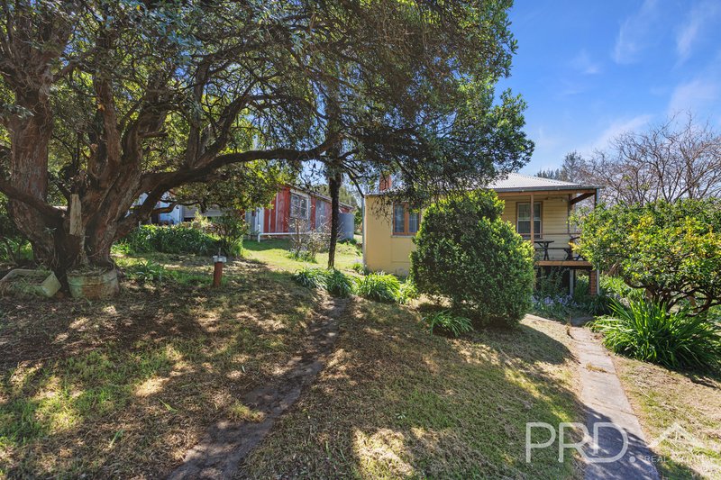 20 Victoria Hill Road, Adelong NSW 2729