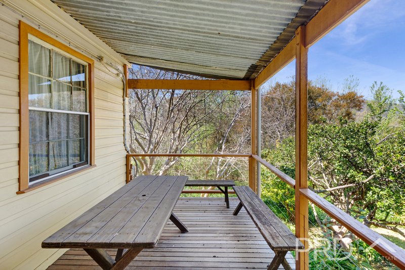 Photo - 20 Victoria Hill Road, Adelong NSW 2729 - Image 3