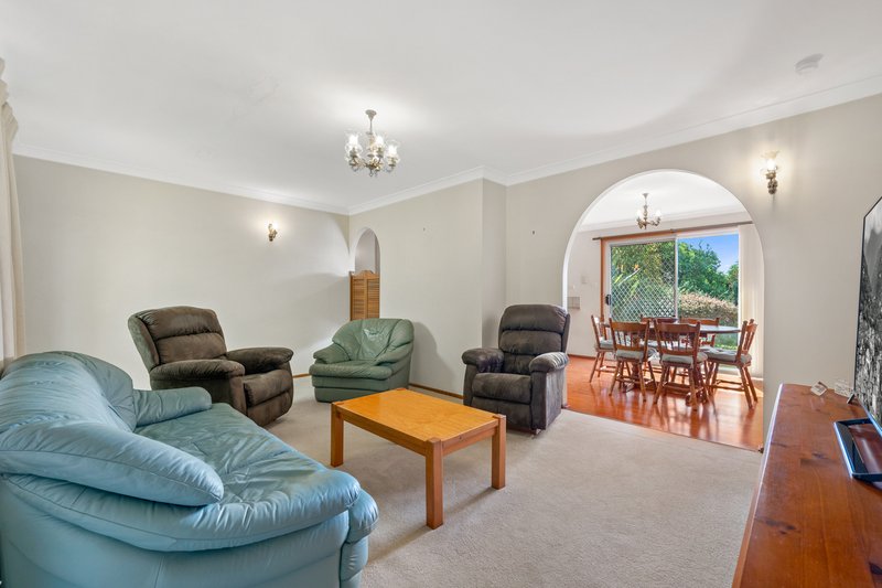 Photo - 20 Victoria Road, Macquarie Fields NSW 2564 - Image 6