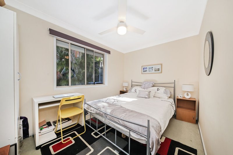 Photo - 20 Viewpoint Drive, Springfield Lakes QLD 4300 - Image 16