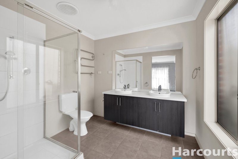 Photo - 20 Vincent Boulevard, Trafalgar VIC 3824 - Image 7