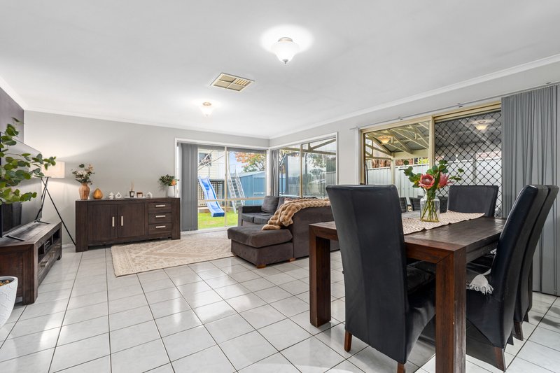 Photo - 20 Waldner Court, Lavington NSW 2641 - Image 7