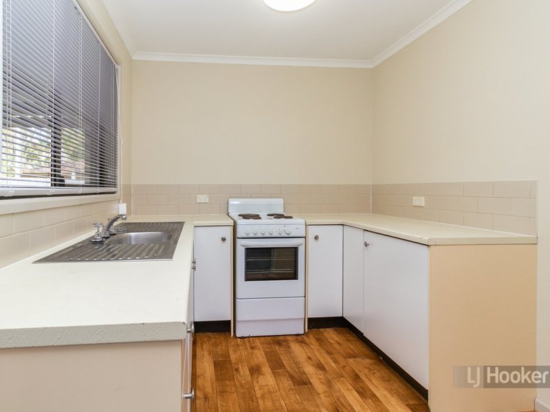 Photo - 20 Waller Road, Browns Plains QLD 4118 - Image 3