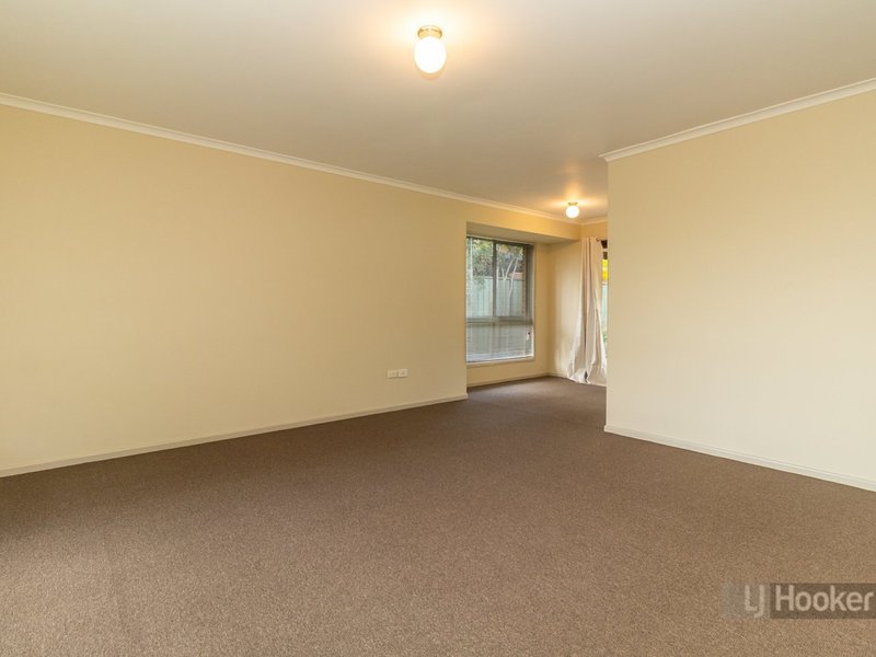 Photo - 20 Waller Road, Browns Plains QLD 4118 - Image 5