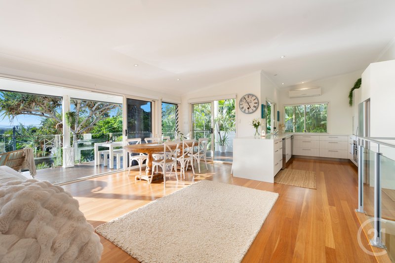 Photo - 20 Warana Street, Noosa Heads QLD 4567 - Image 7