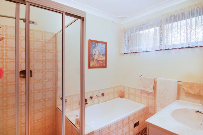 Photo - 20 Warks Hill Road, Kurrajong Heights NSW 2758 - Image 8