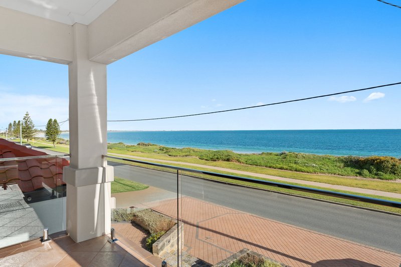 Photo - 20 Warnbro Beach Road, Safety Bay WA 6169 - Image 30