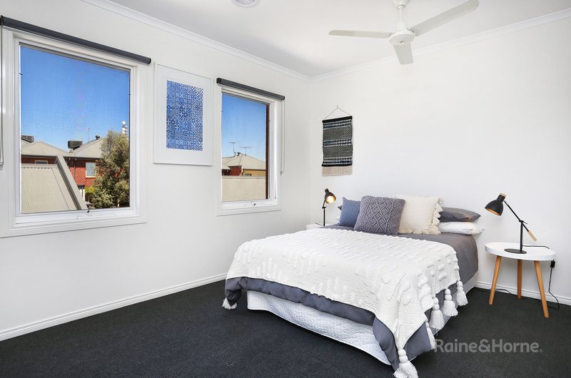 Photo - 20 Waterford Avenue, Maribyrnong VIC 3032 - Image 10