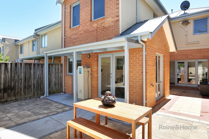 Photo - 20 Waterford Avenue, Maribyrnong VIC 3032 - Image 13