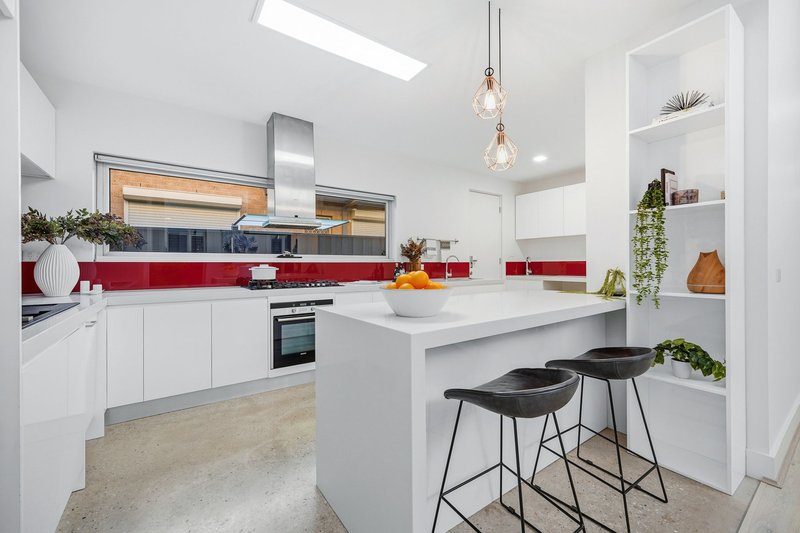 Photo - 20 Westwood Boulevard, Keysborough VIC 3173 - Image 5