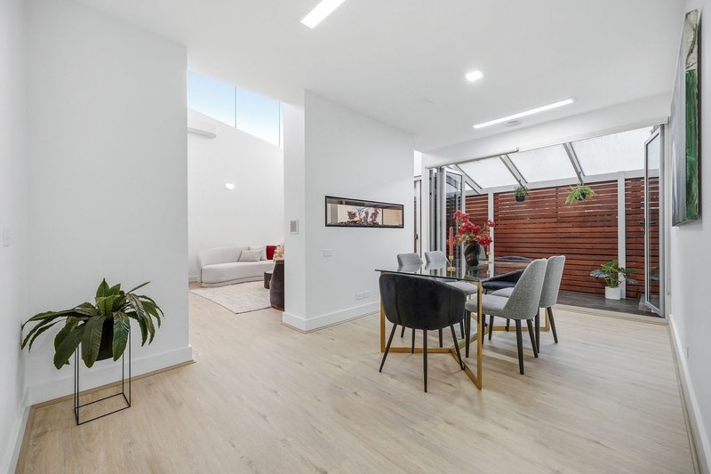 Photo - 20 Westwood Boulevard, Keysborough VIC 3173 - Image 7
