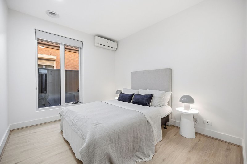 Photo - 20 Westwood Boulevard, Keysborough VIC 3173 - Image 16