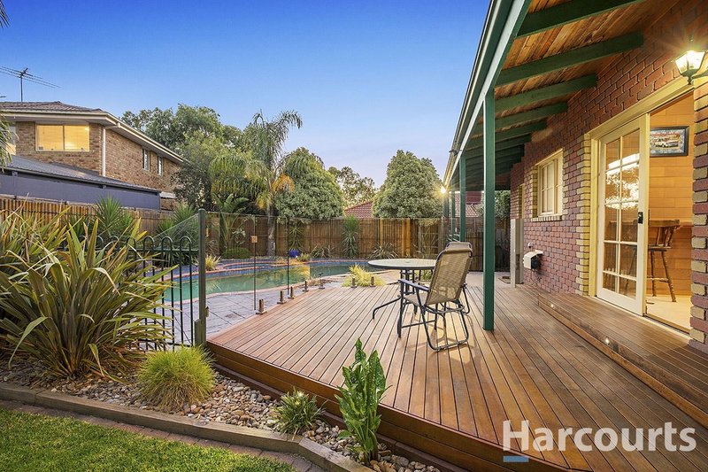 Photo - 20 Whipbird Court, Rowville VIC 3178 - Image 3