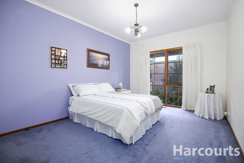 Photo - 20 Whipbird Court, Rowville VIC 3178 - Image 12