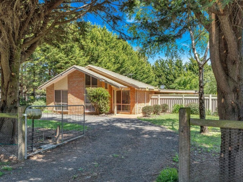 Photo - 20 White Avenue, Romsey VIC 3434 - Image 1