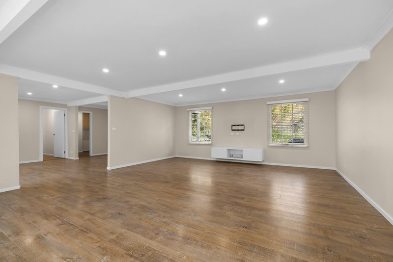 Photo - 20 White Cedar Drive, Castle Hill NSW 2154 - Image 5