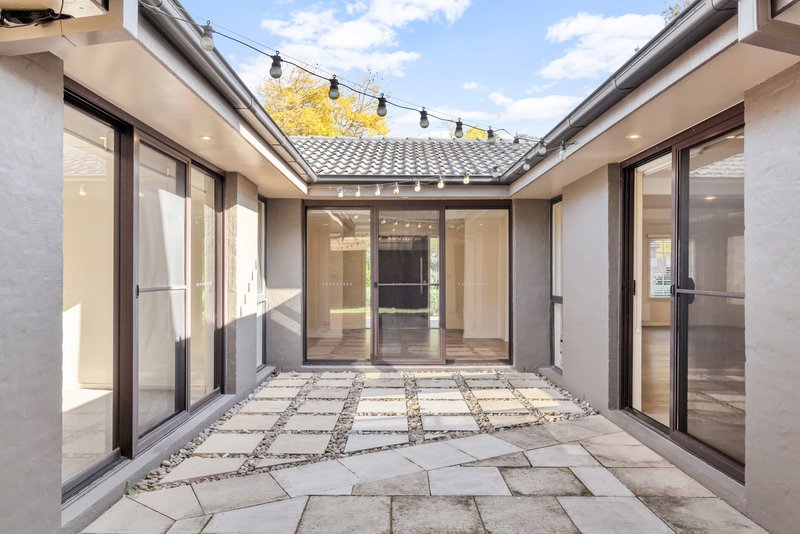 Photo - 20 White Cedar Drive, Castle Hill NSW 2154 - Image 9