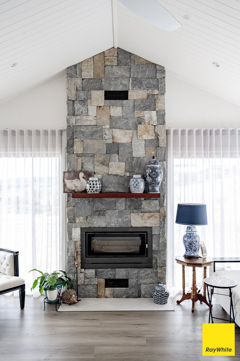 Photo - 20 Whitton Rise, Bungendore NSW 2621 - Image 6