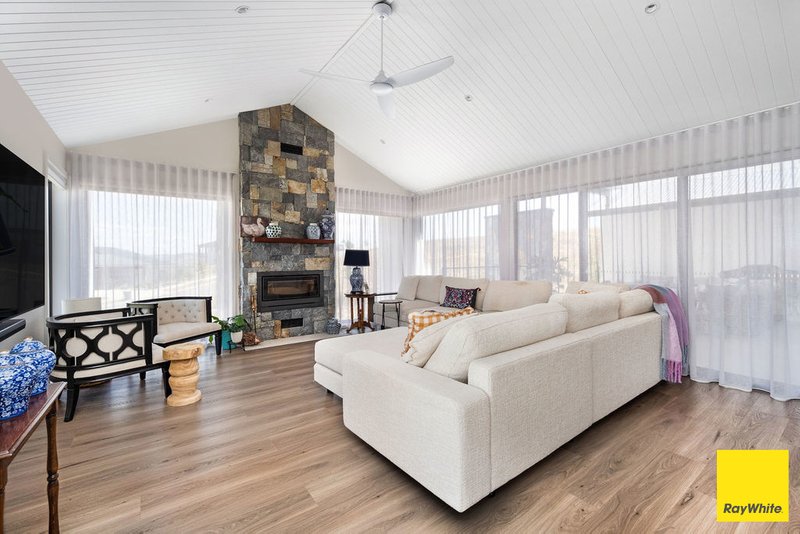 Photo - 20 Whitton Rise, Bungendore NSW 2621 - Image 7