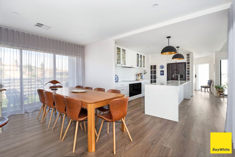 Photo - 20 Whitton Rise, Bungendore NSW 2621 - Image 10