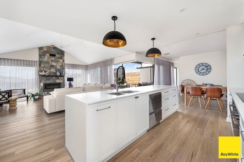 Photo - 20 Whitton Rise, Bungendore NSW 2621 - Image 11