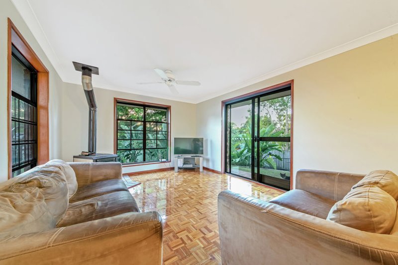 Photo - 20 Wideview Terrace, Arana Hills QLD 4054 - Image 5