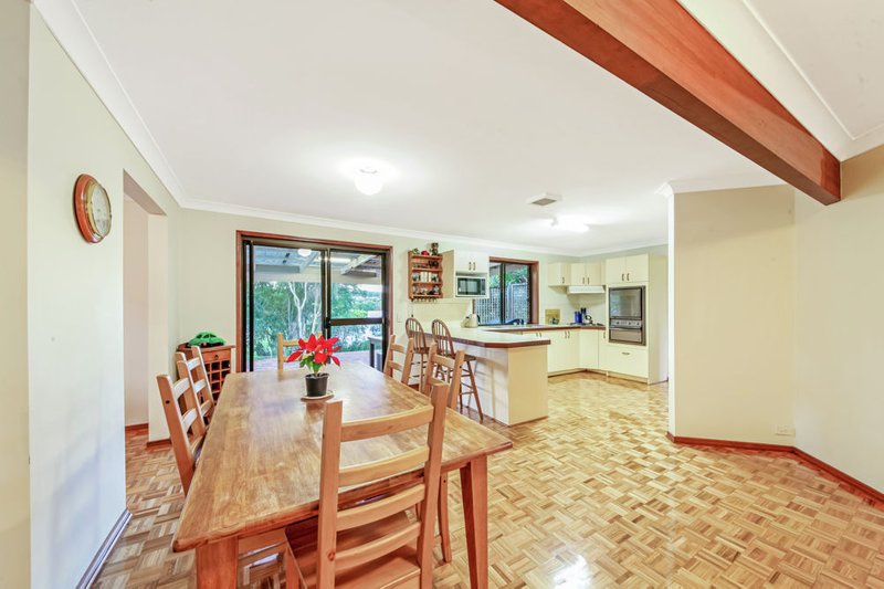 Photo - 20 Wideview Terrace, Arana Hills QLD 4054 - Image 9