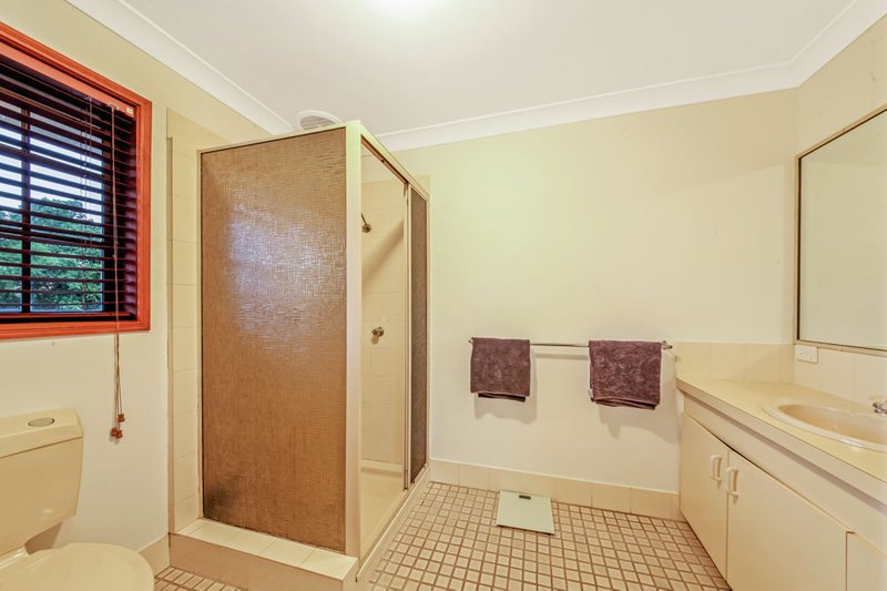 Photo - 20 Wideview Terrace, Arana Hills QLD 4054 - Image 12