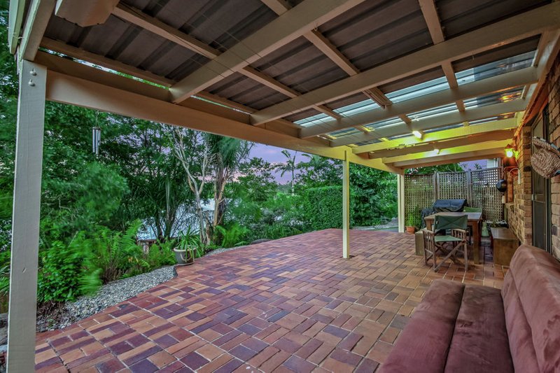 Photo - 20 Wideview Terrace, Arana Hills QLD 4054 - Image 21